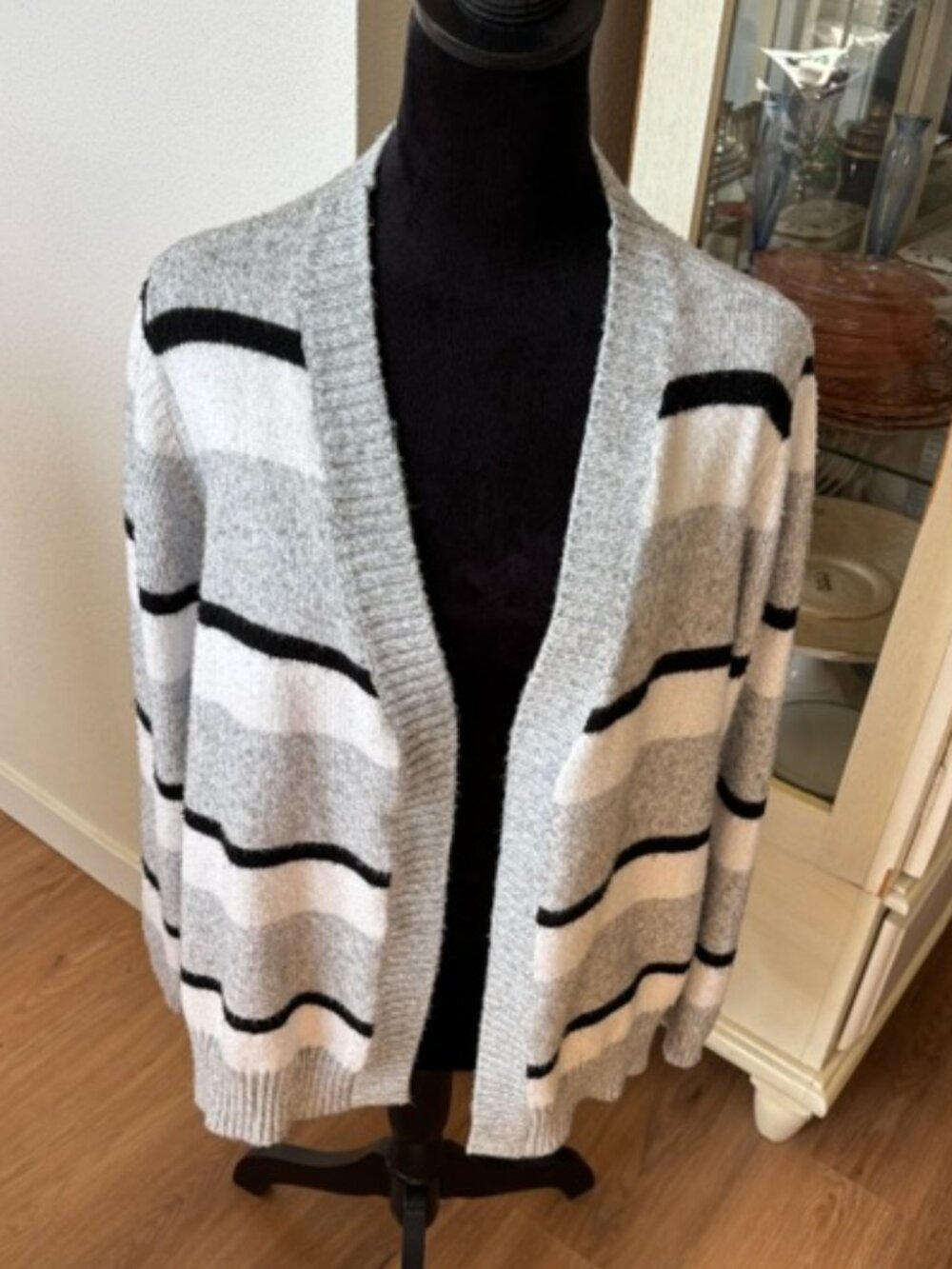 Lane Bryant Striped Long Sleeve Open Cardigan Very Soft 18/20
